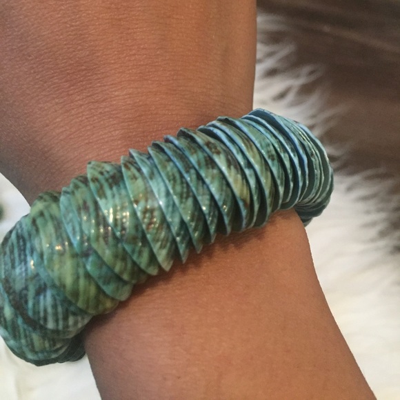 Stone necklace matching bracelet - Picture 2 of 5